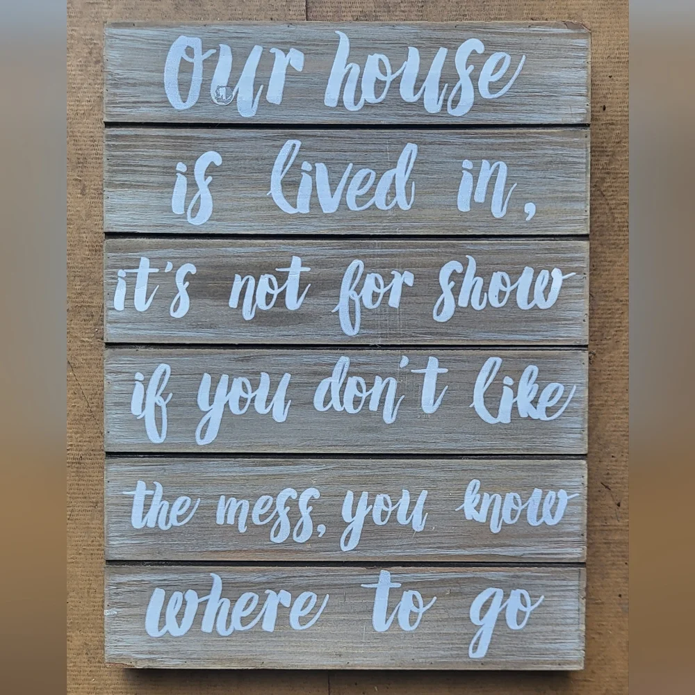 Home decor - Picture 1 of 3